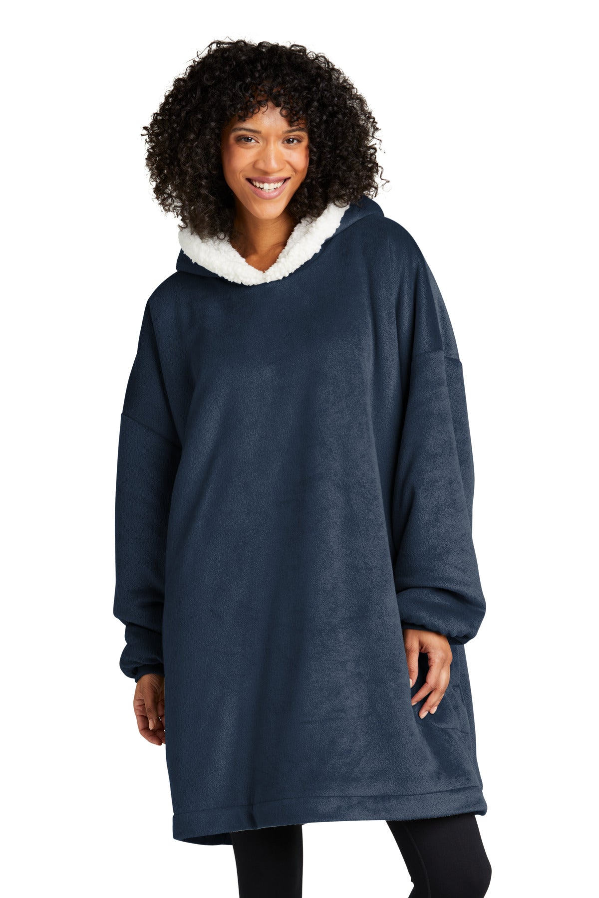Wrap yourself up in the blanket you can wear! This oversized - Navy Eclipse