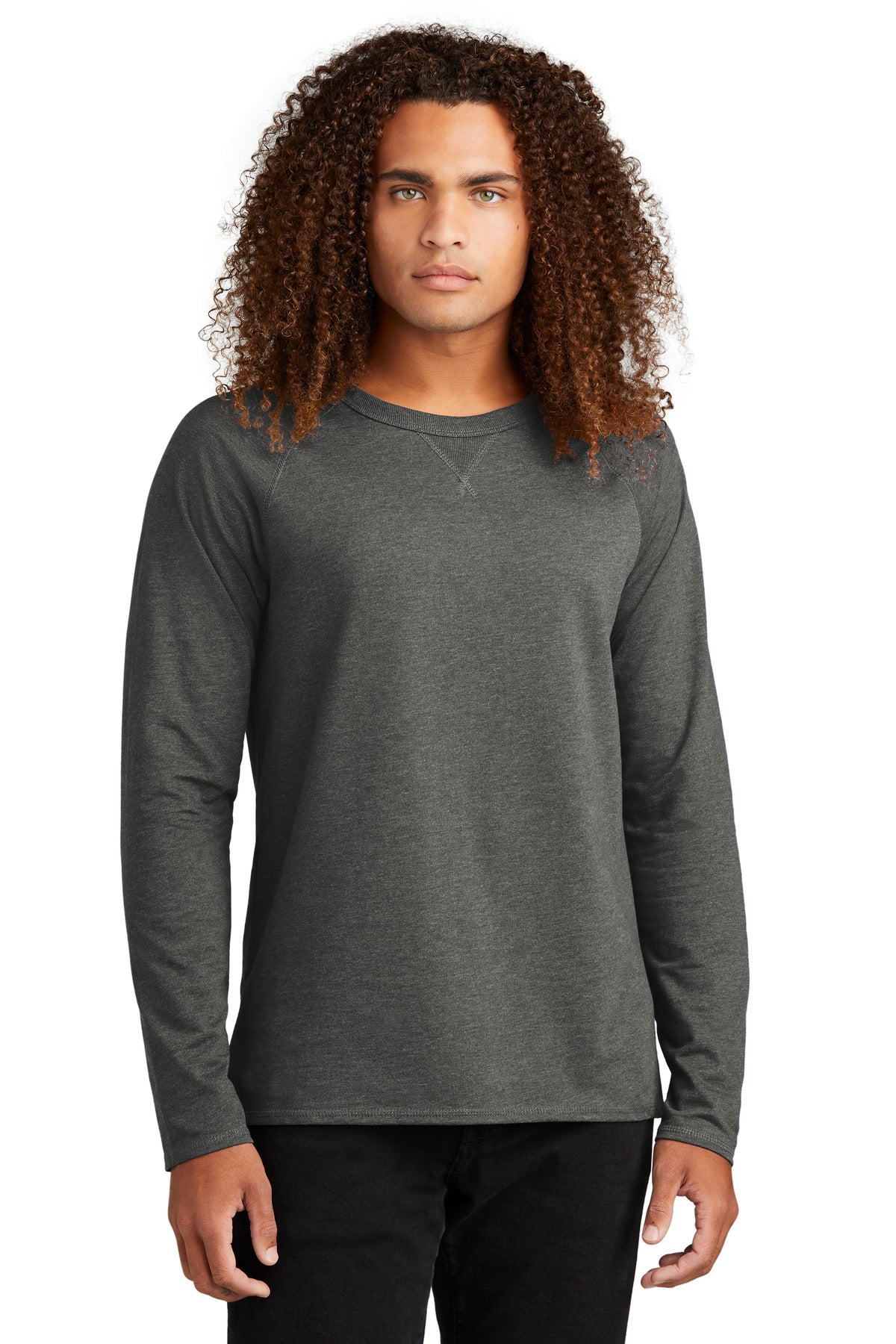 A laid-back vibe captured in the casual ease of French terry - Washed Coal