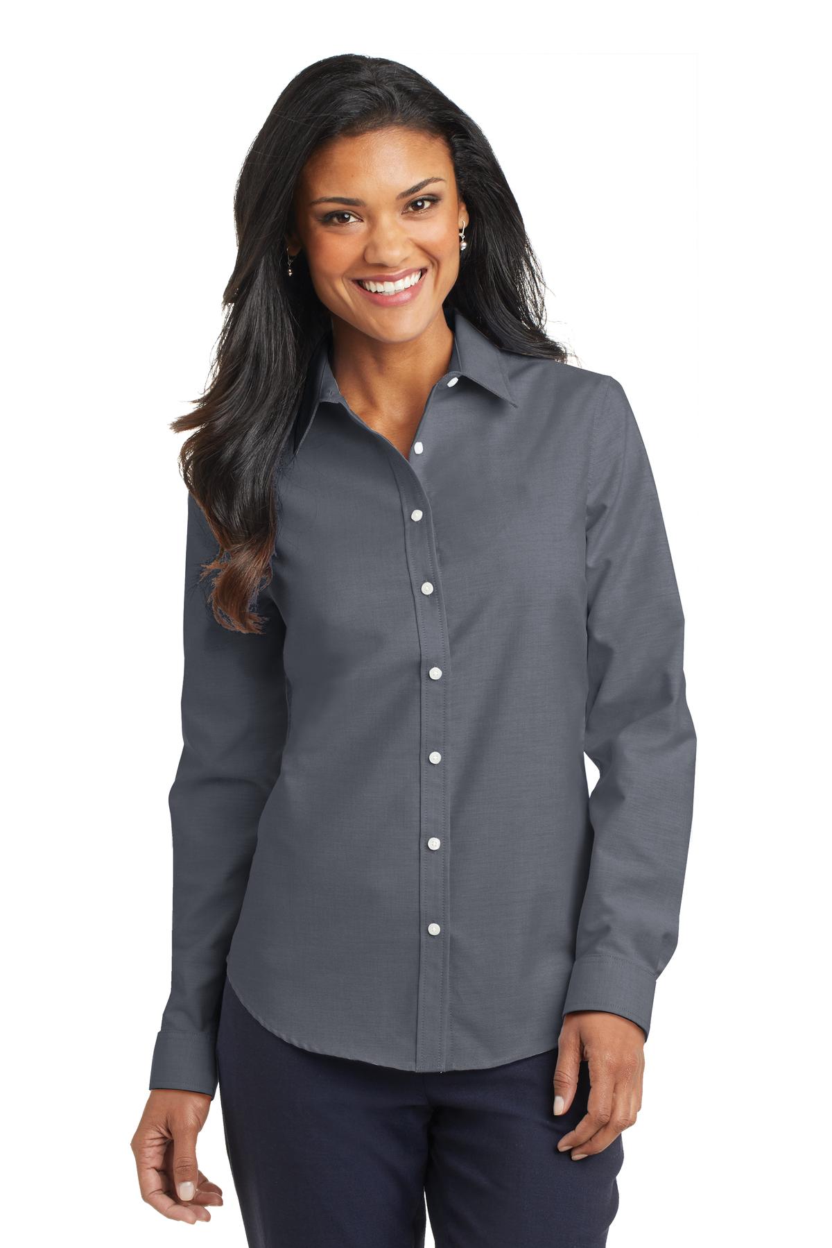Look your best in a tried-and-true oxford that performs. Des - Black