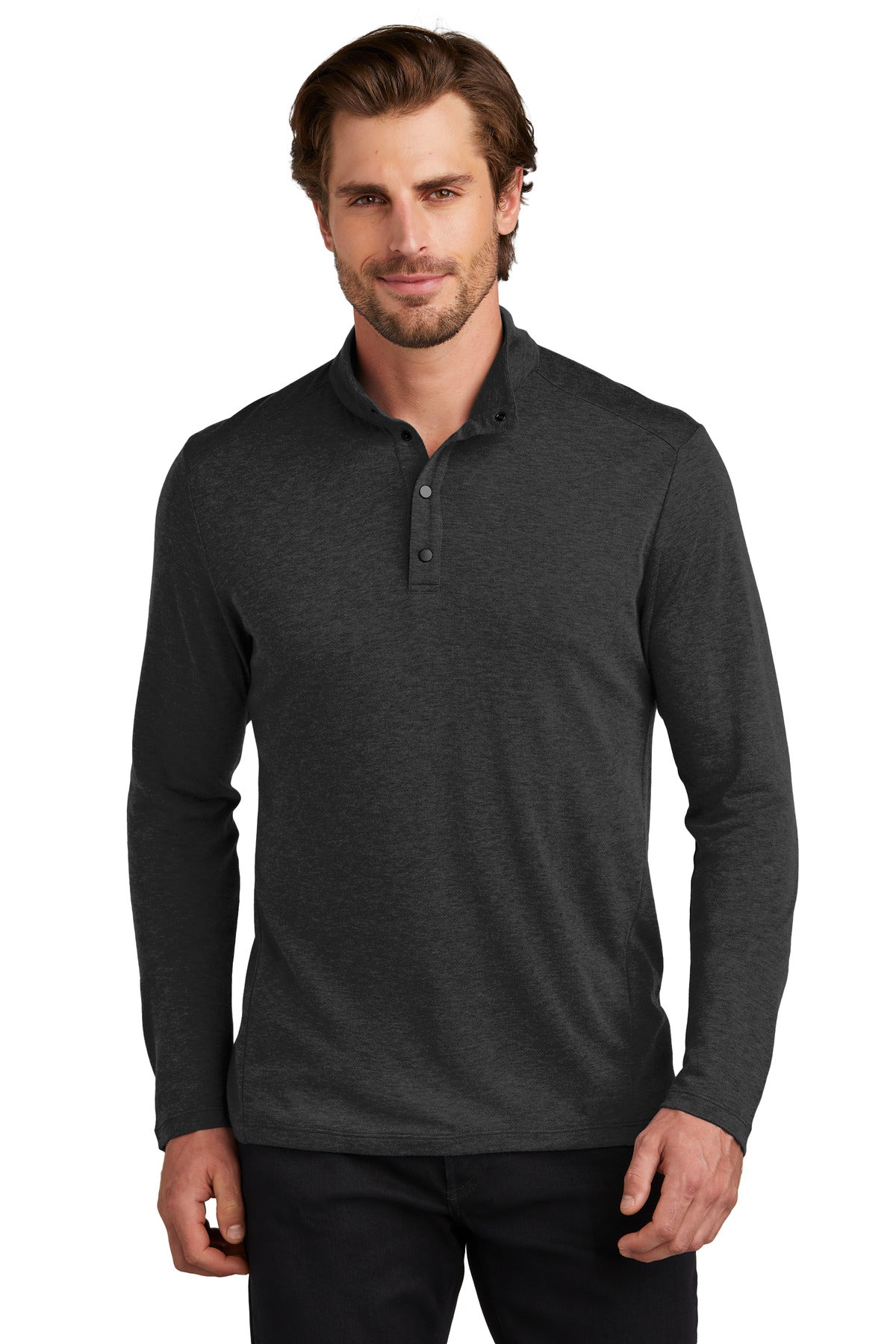 Take command of your layering options in this 1/4-snap that - Blacktop