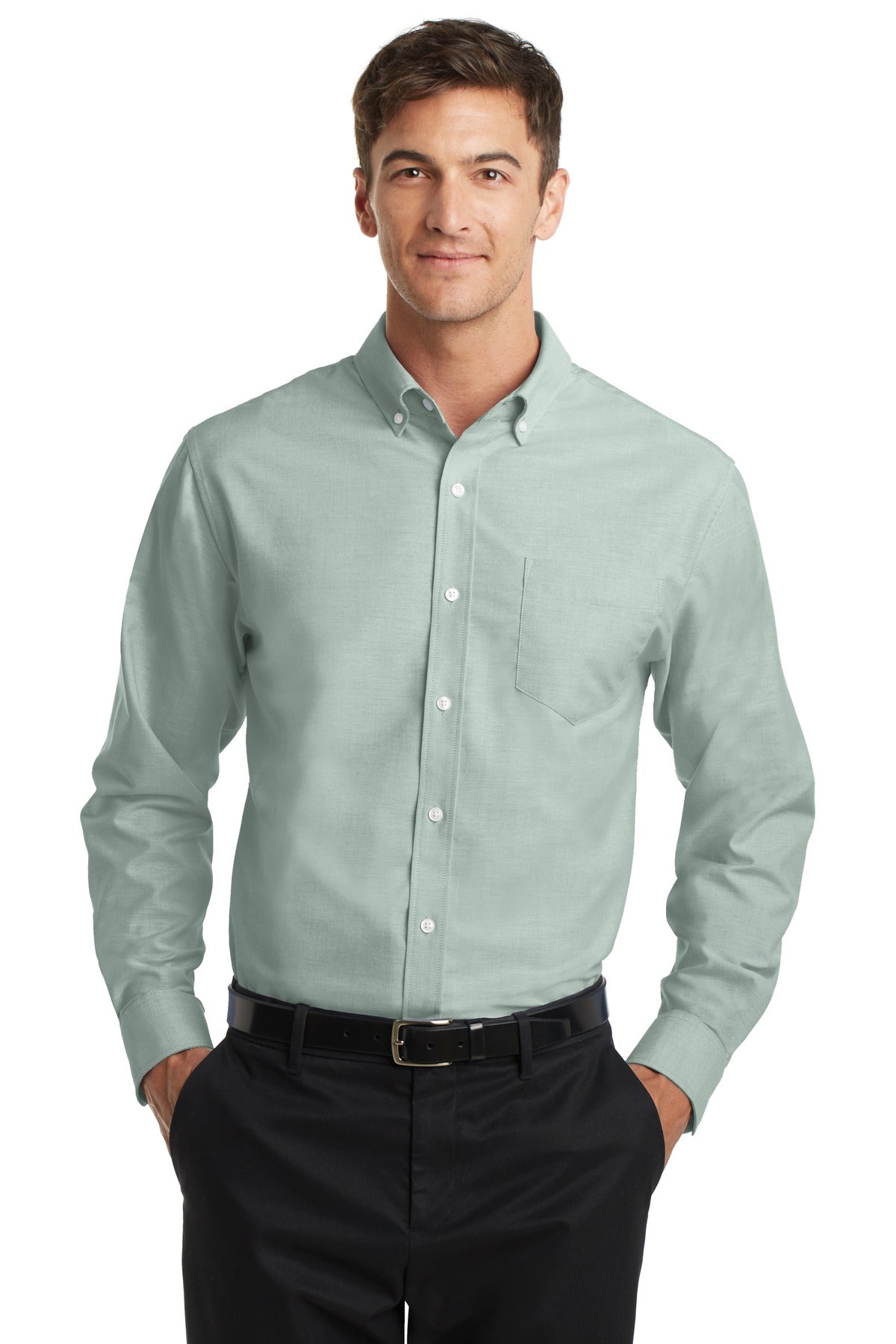 Look your best in a tried-and-true oxford that performs. Des - Green