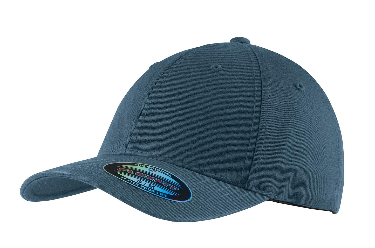 Flexfit fit meets the easygoing look and softness of a garment wash. Fabric: 98/2 cotton/spandexStru
